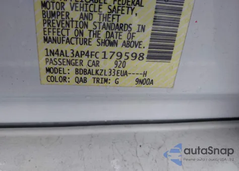 2015 Nissan Altima 2.5 Sv z USA, uszkodzony, nr VIN 1N4AL3AP4FC179598